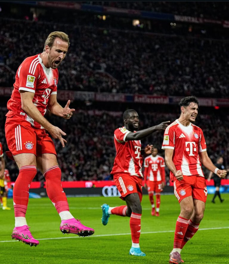 Harry Kane cekebrando frente al Borussia Dortmundt. Foto: Bayer de Munich
