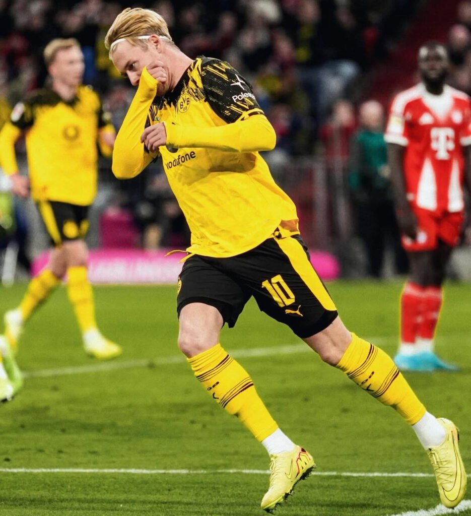 Julian Brandt celebrando frente al Bayer de Munich. Foto: Borussia Dortmundt