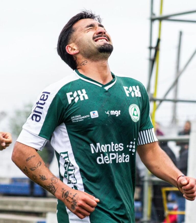 Juventud vs Plaza Colonia