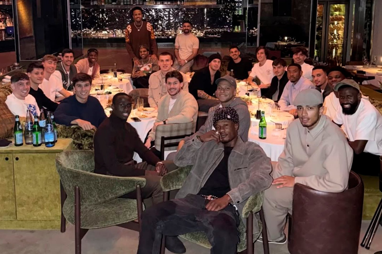 Cena Del Real Madrid | Foto: Instagram Vinicius JR. |