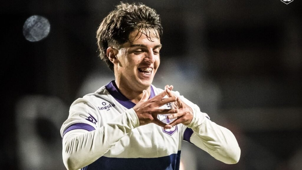 Liverpool vs Defensor